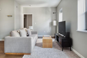 DorchesterMilton 1BR next to Milton T stop BOS-472